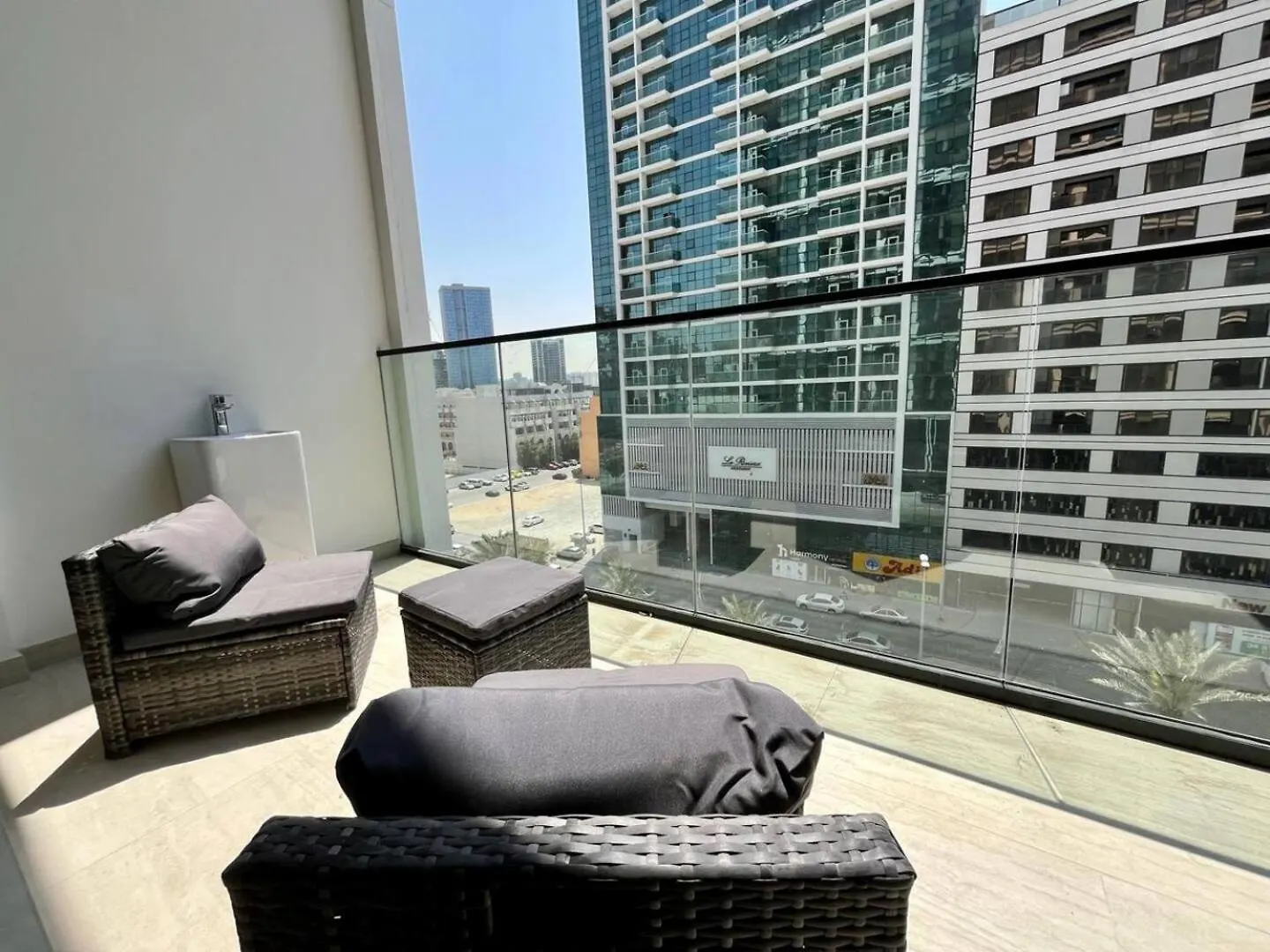 Stylish 2Br In Jvc Private Pool New Interiors Apartment Dubai