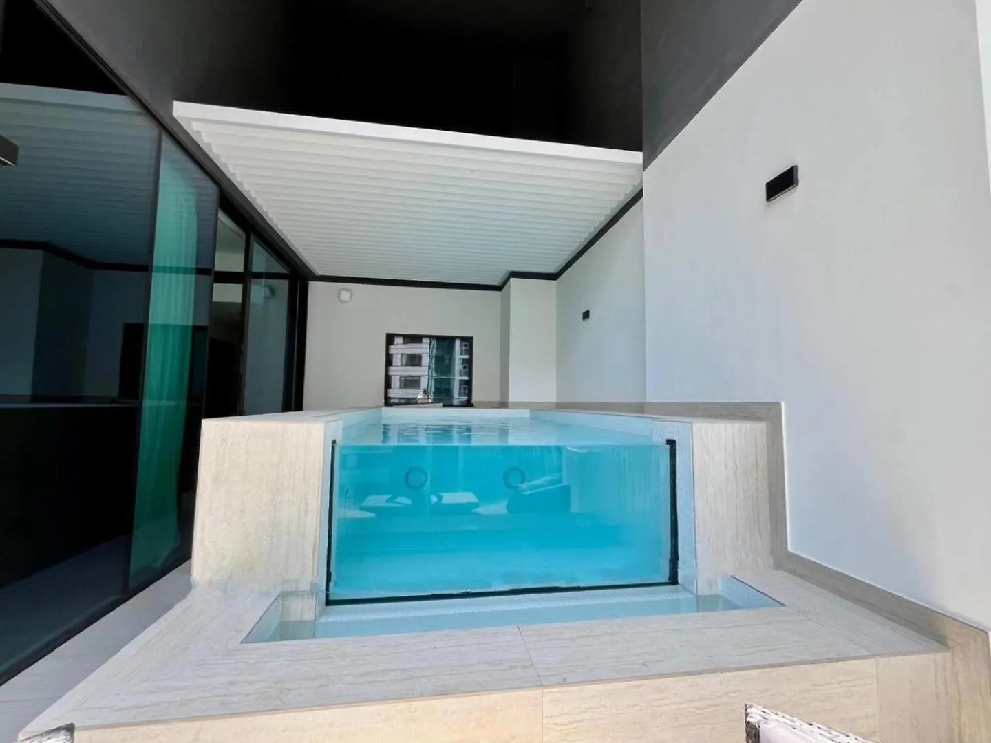 Stylish 2Br In Jvc Private Pool New Interiors Apartment Dubai 0*,