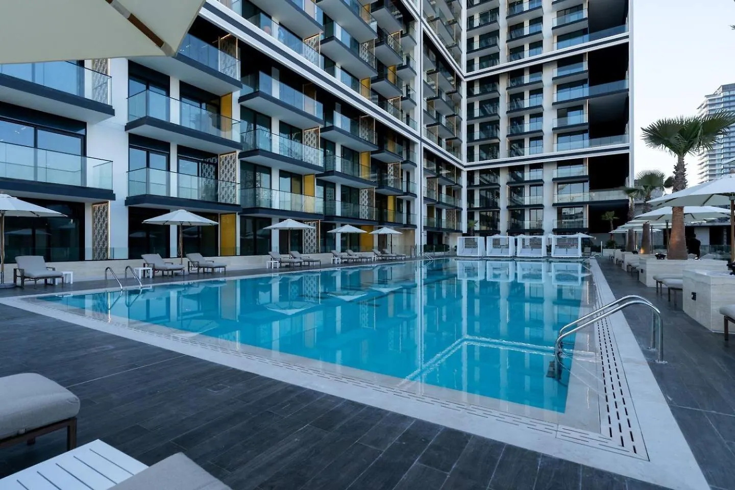 Stylish 2Br In Jvc Private Pool New Interiors Apartment Dubai